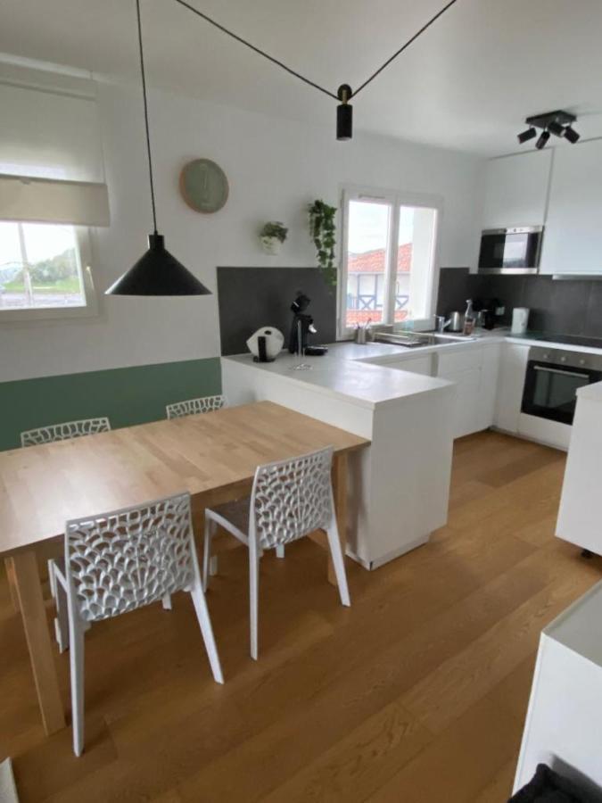 Bel Appartement Vue Mer - 1Er Rang Front De Mer سان جان دو لوز المظهر الخارجي الصورة